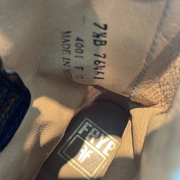 Frye Carson Tab Leather Short Boot Bootie Black 7.5 - Picture 8 of 9